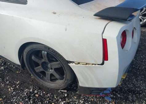 2016 Nissan Gt-R Black Edition from USA, damaged, VIN JN1AR5EF0GM290086